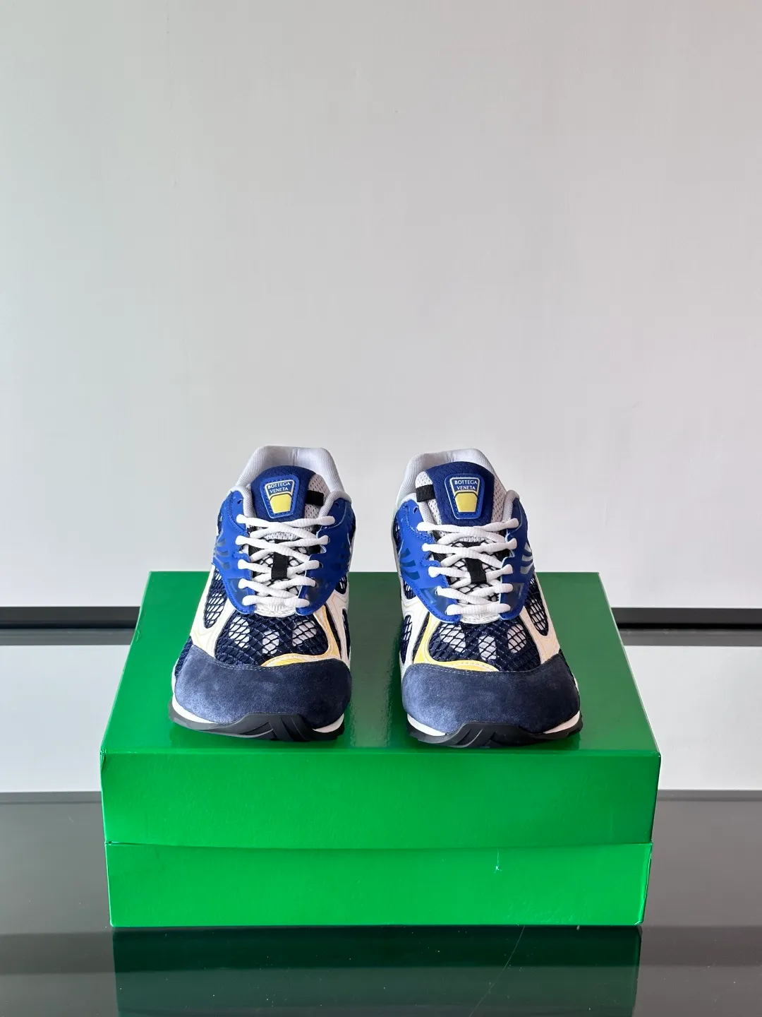 p640 "Bv" new orbit👫 casual sneakers for couples, the retro style of the millennium is so handsome, a super cool fashion item, the most important thing is that it feels incomparably comfortable on the feet, and the design style is also perfect. It will definitely be the one you wear most in daily life, original development, high quality presentation! Size: 35-45 (men’s size 38.45 customized)